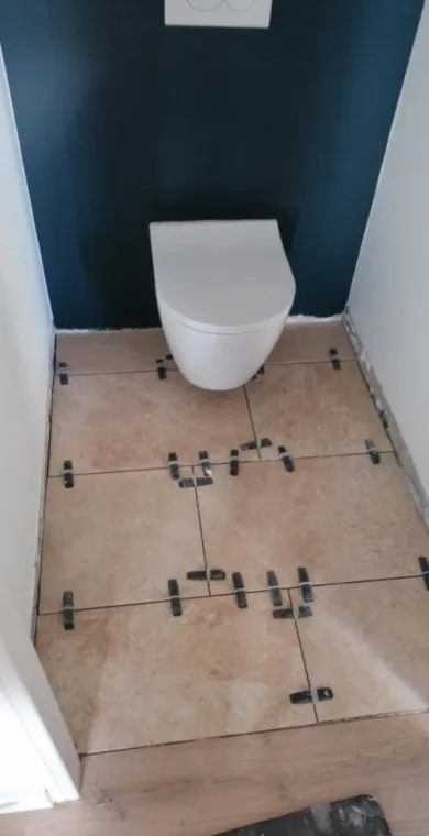 Artisan carreleur pour rénovation carrelage de salle de bain et faïence à Nîmes, Nîmes, Antho Carreaux