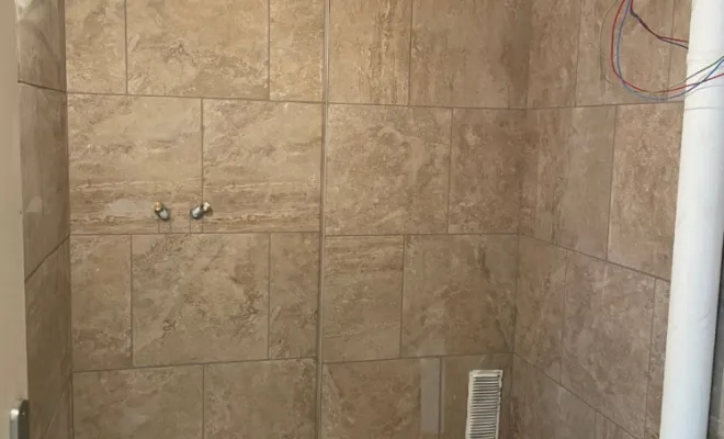 Faïence de douche à l'italienne , Nîmes, Antho Carreaux