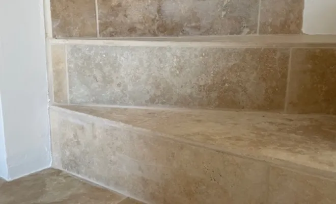 Pose de carrelage dans un escalier , Nîmes, Antho Carreaux