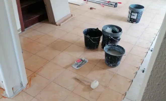 Carreleur à Nîmes pour rénover un appartement et poser du carrelage au sol, Nîmes, Antho Carreaux